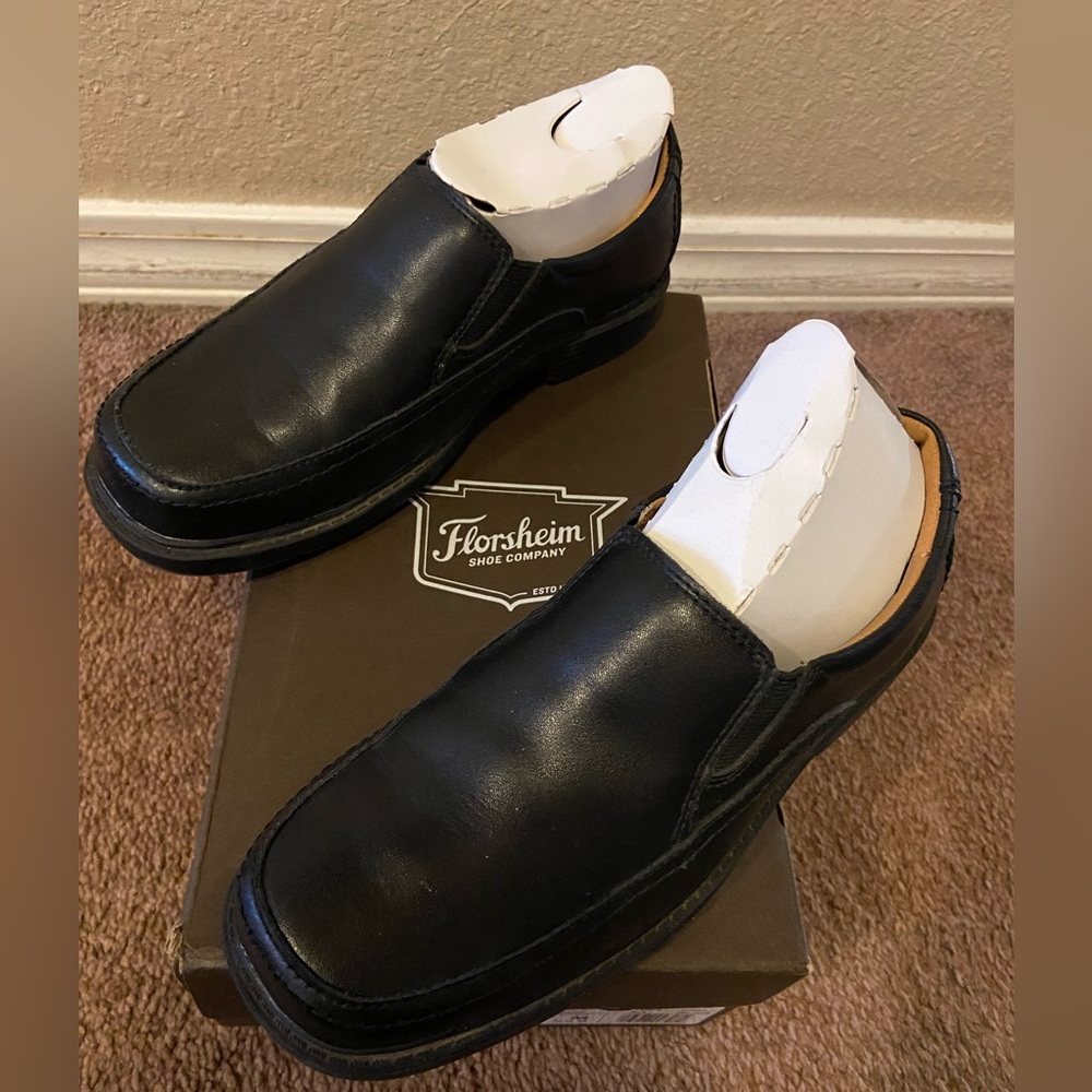 Boy’s Florsheim Brand Black Dress Shoes, 3, NIB